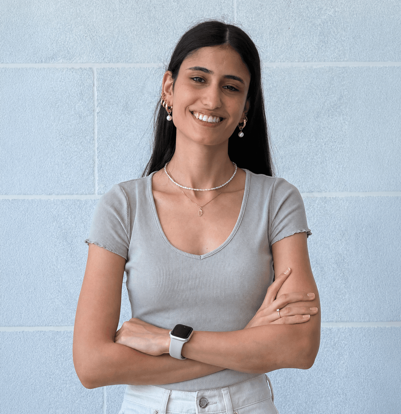 Almog Shalom, portrait